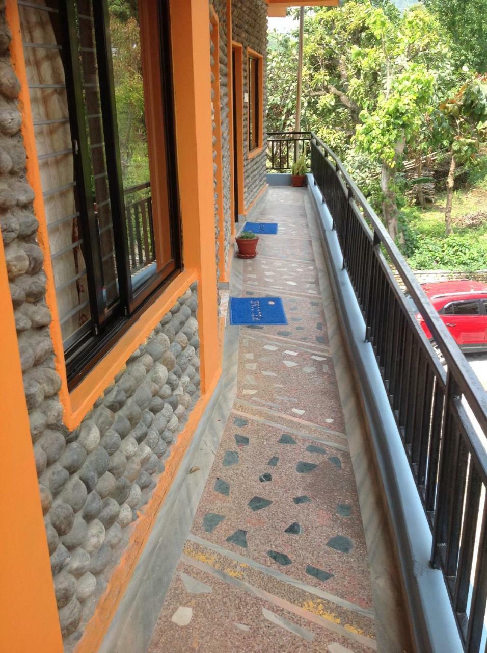 Hotel Direction Pokhara Exterior foto